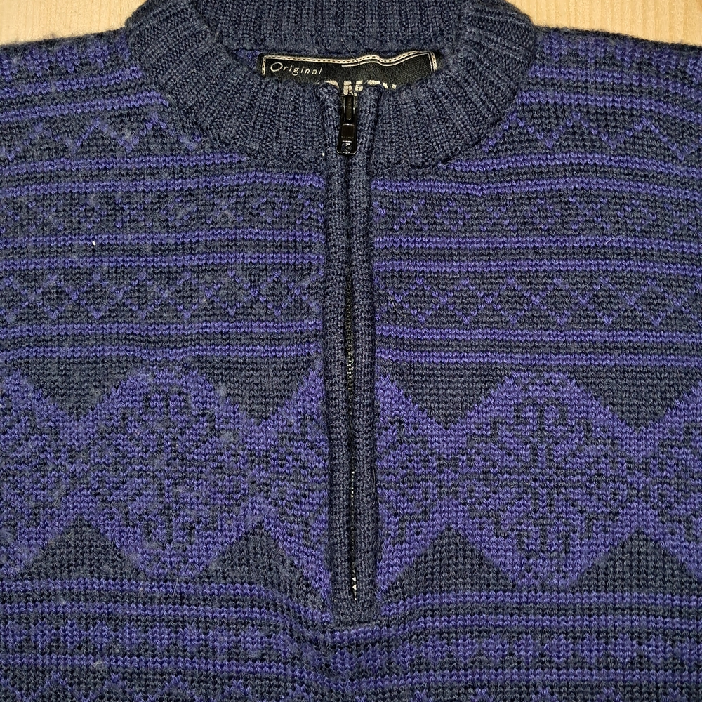 Obermeyer Men's Blue Patterned Zip-Up Sweater